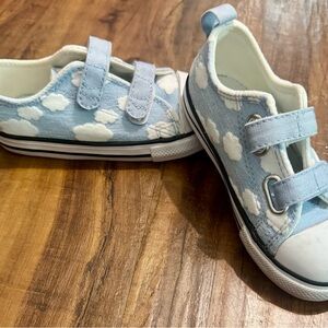 Cloudy Blue Kids converse
